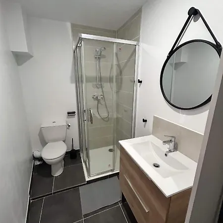 En Centre + Wifi Apartment