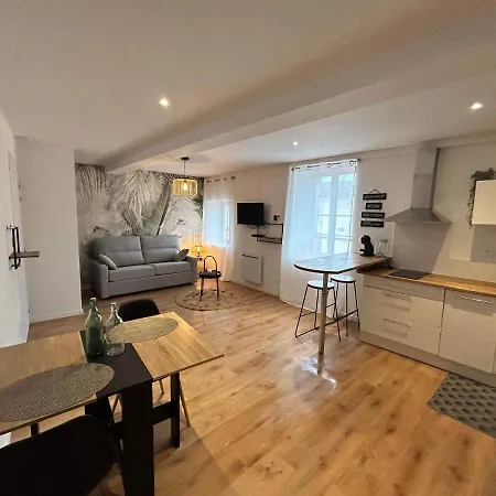 En Centre + Wifi Apartment *